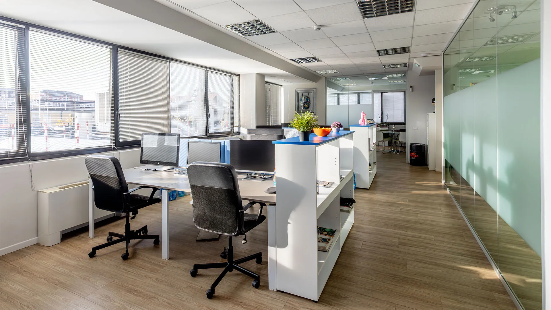 Postazioni della seconda sala dell'ufficio di Yobee